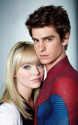 组图：《新蜘蛛侠》公布剧照 男女主角含情脉脉