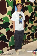 余文乐暂不考虑拍拖 呼吁给谢霆锋空间休息(图)