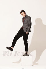 组图：徐正曦英伦范杂志大片 用表演绽放力量