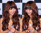 组图：韩女团SISTAR靓装出席粉丝签名会