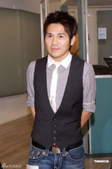 组图：曹格谢安琪周丽淇出席音乐会彩排