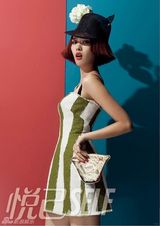 组图：童瑶开年时尚大片 俏皮可爱续写花漾青春