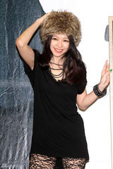 组图：徐若瑄深V亮相演绎丝袜诱惑 引领混搭风潮