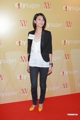 组图:蔡一智等出席活动 蒙嘉慧生日郑伊健送钻饰