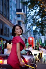 高清组图：秦海璐悉尼参加电影节 与华人共度春节