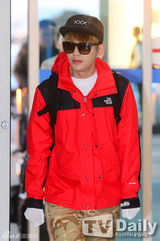 组图：温流李玟雨加盟《丛林的法则》远赴巴西