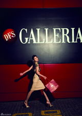 高清组图：于娜最新婚纱写真 似出水芙蓉尊贵华美