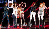 组图：少女时代等出演韩国综合频道开台庆祝音乐会
