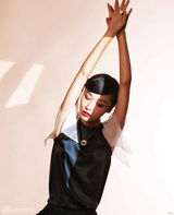 组图：田原《ILOOK》封面大片演绎时代名媛