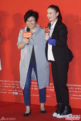 组图：程青松男男接吻 李斯丹妮被曝曾与范爷激吻