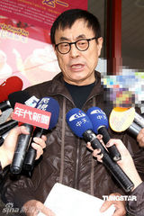 幻灯图：刘家昌个唱巡演在即遭限制居住 怒讨公道