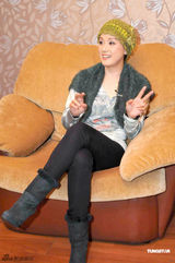 组图：李居明新剧《蝶海情僧》 亲邀盖鸣晖主演