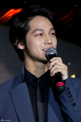 高清组图：韩彩英金汎(金范)等助阵HS韩星发布会