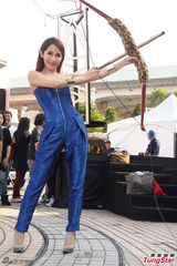 组图：萧亚轩亮相宣传新专辑 衣着性感娇俏妩媚