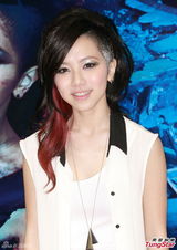 组图：邓紫棋曝林宥嘉支持个唱 害羞不谈