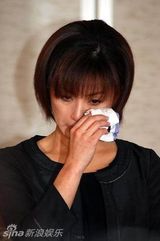 组图：盘点酒井法子艰难复出之路