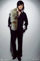 高清图：赵会南优质写真 塑造独特“半熟贵公子”