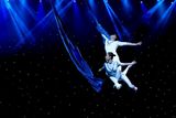 高清组图：双拥晚会 杂技《星空之恋》