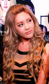 高清组图：韩团T-ara香港首办演唱会