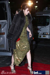 组图：金载沅孙丹菲等盛装亮相MBC演技大奖红毯