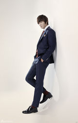 高清组图：李敏镐秋冬装写真 “猎人”魅力升级