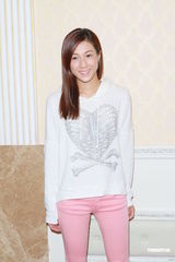 组图：《幸福摩天轮》杀青 钟嘉欣陈智燊否认绯闻