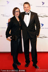 幻灯图：群星柏林出席电影活动 女星盛装亮相抢镜