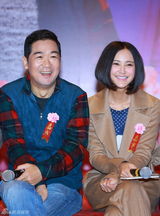 组图：张国立主演《老公的春天》开机