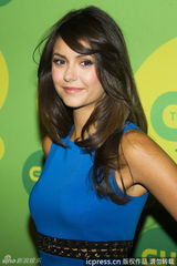 组图：CW推介会吸血鬼情侣分手后首次同台