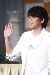 组图：韩星柳时元举办国际粉丝见面纪念40岁生日