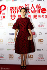 组图：吴奇隆光棍节不谈爱 刘诗诗身体亮红灯