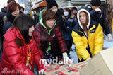 组图：韩国女子组合T-ara首尔参加社会服务活动