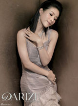 高清图：江一燕公开恋情拍婚纱迎接大日子