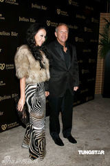 幻灯图：熊黛林李玟乐基儿何超仪等齐聚慈善晚宴