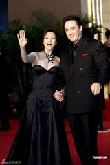 幻灯图：上海电影节星光闪耀 赵薇张柏芝辣妈吸睛