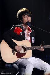 幻灯组图：快男300强突围赛首场 9位选手晋级60强