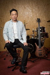 组图：黄家强不放弃音乐 开演唱会难忘黄家驹