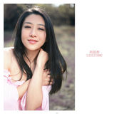 组图：百变刘思彤初春写真 享受迷人的艳阳天