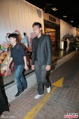 组图：女歌手陈僖仪丧礼 薛凯琪黄柏高哀伤送别