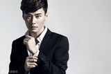 组图：程皓枫西装写真 打造时尚精英型男