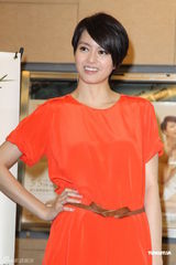 组图：梁咏琪专心个唱不造人 将唱西班牙歌曲送老公