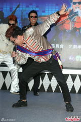 组图：吴宗宪康康为高凌风追思会宣传