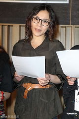 组图：建宁老师制作赈灾歌曲 近百位歌手献声