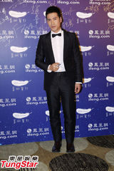 组图：谢楠出席活动 享受恋爱不急结婚