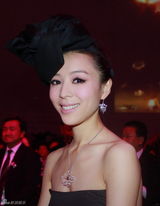 高清组图：张静初出席时尚活动艳压群芳