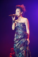 幻灯：林忆莲演唱会放大“内心戏” 常石磊等任嘉宾