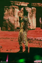 组图：罗志祥香港开唱 谭咏麟相挺当和事佬