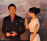 组图：李晨化身型男车模 展现男儿锋芒本色