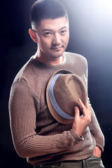 组图：彭博写真玩小调皮 欢庆《河东狮吼2》上映