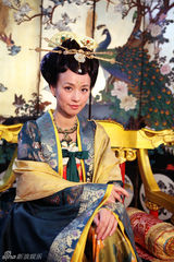 组图：《美人天下》张庭曝剧照 雍容华贵显大气